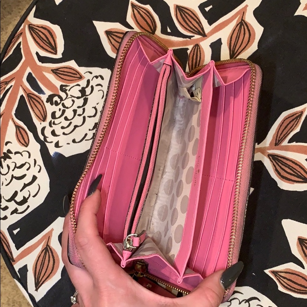Pink Kate Spade Wallet - Picture 6 of 7